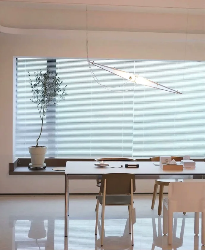 USM Haller Desk